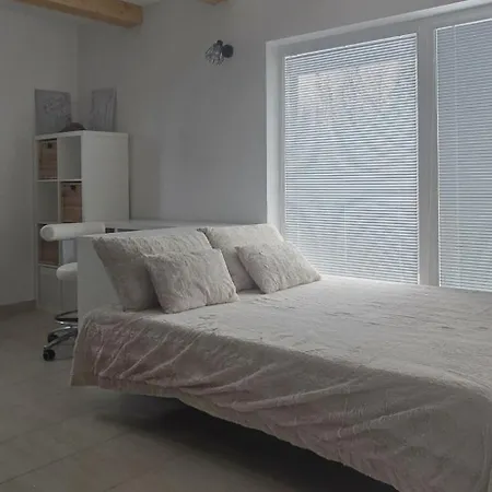 Apartamento U Hřiště- Relax V Chřibech- , Kroměříž Kostelany